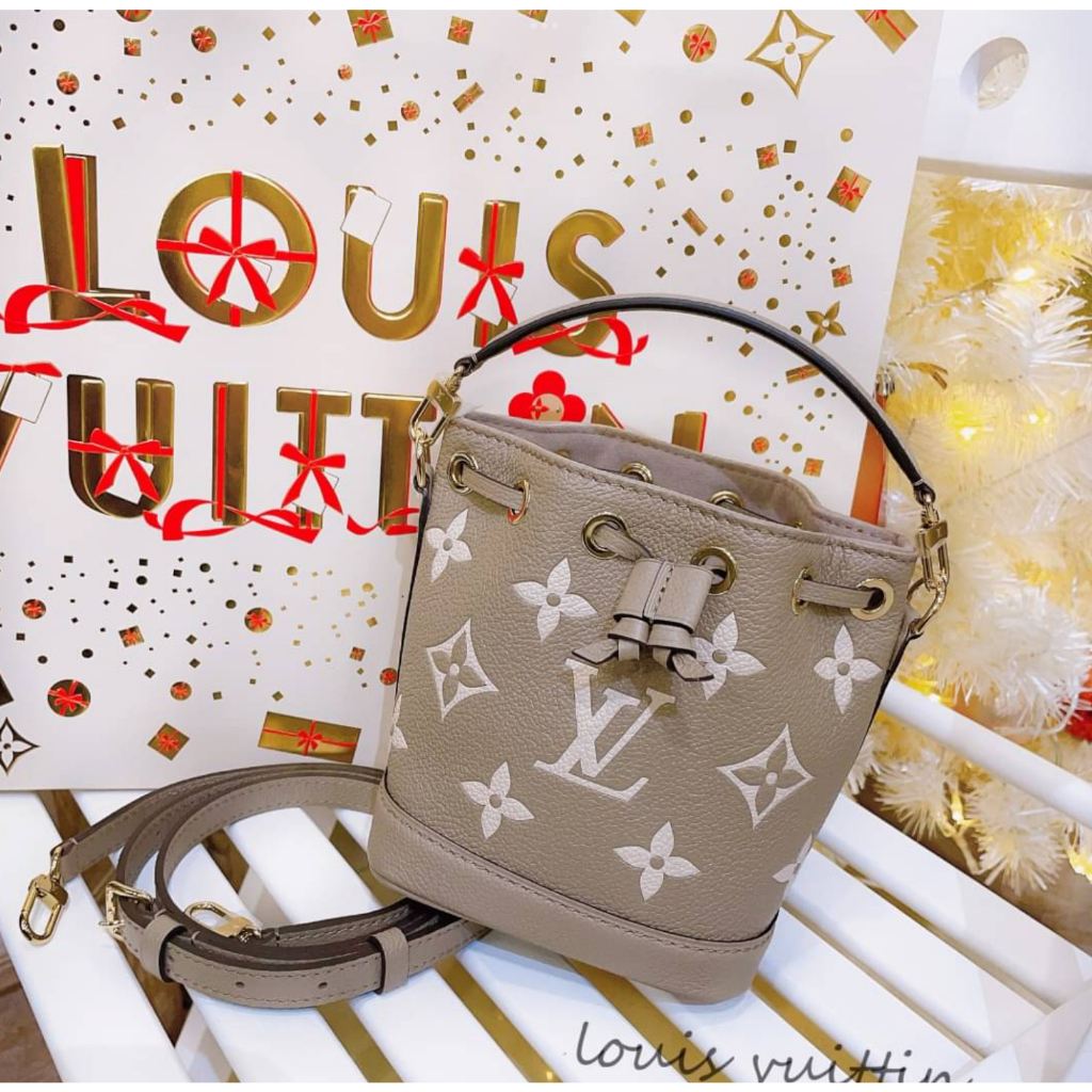 二手旗艦 LOUIS VUITTON LV 斑鳩灰色 白字紋壓紋 NANO 水桶包 斜背包 手提包(中友店)