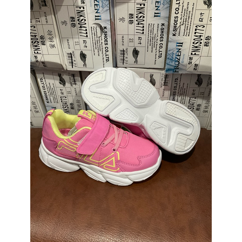 麻糬鞋屋👟-FILA 女童輕量電燈運動鞋（福利品）特價590元