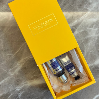 L'Occitane 歐舒丹 禮盒-薰衣草護手霜30ml + 薰衣草沐浴膠75ml (皆全新)