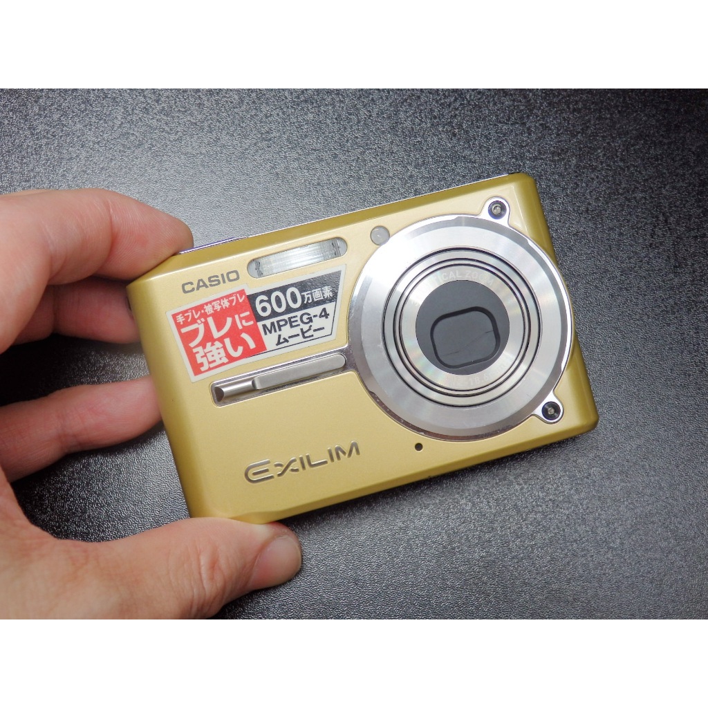 &lt;&lt;老數位相機&gt;&gt;CASIO EXILIM EX-S600 (CCD相機 /輕薄名片機/金屬機身/黃)
