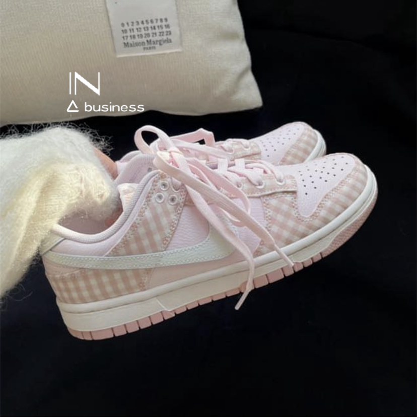 NIKE DUNK Low 珍珠粉 白粉 草莓方格 白色 格紋 休閒鞋 FB9881-600