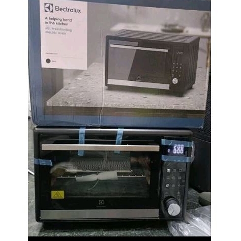 已過保已拆封未使用9.9新 伊萊克斯 40公升Ultimate Taste 500電子式精準控溫旋風烤箱