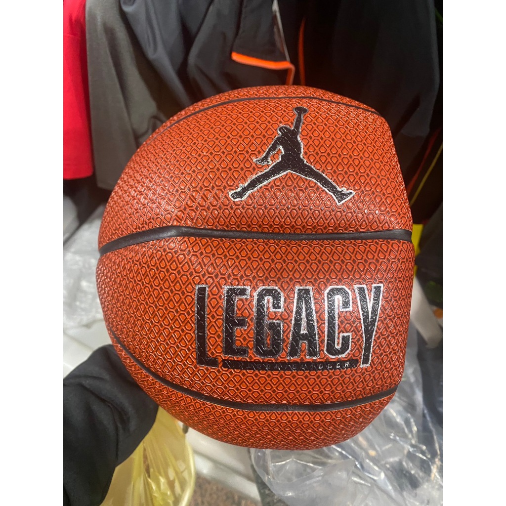 羽球世家【NIKE 耐吉】Jordan Legacy 籃球 7號 耐磨 控球佳 合成皮 室內外 棕(JKI0285807