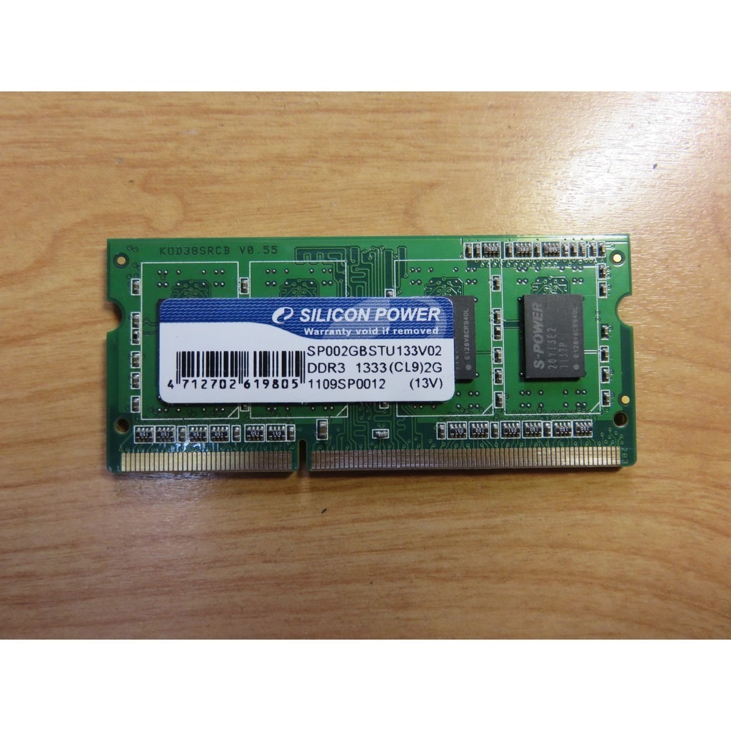 D.筆記型電腦記憶體-SILICON POWER SP002GBSTU133V02 DDR3 2GB 204直購價140
