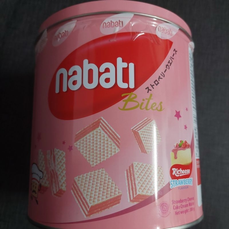 麗芝士Nabati草莓風味起司威化餅很大桶物流限4桶面交不限