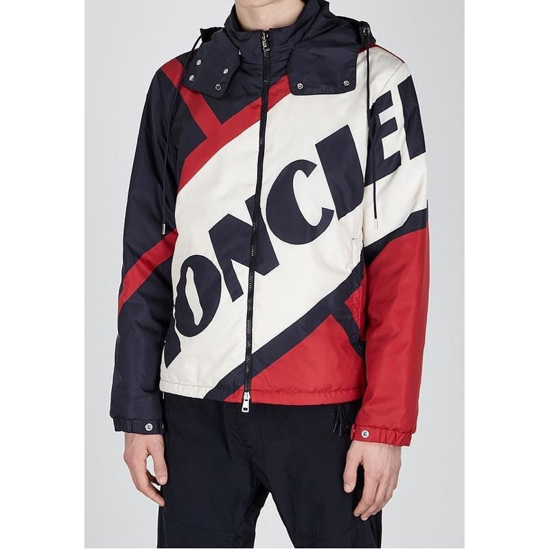 ☄️正品☄️ moncler 防水風衣 羽絨連帽外套 原價45000