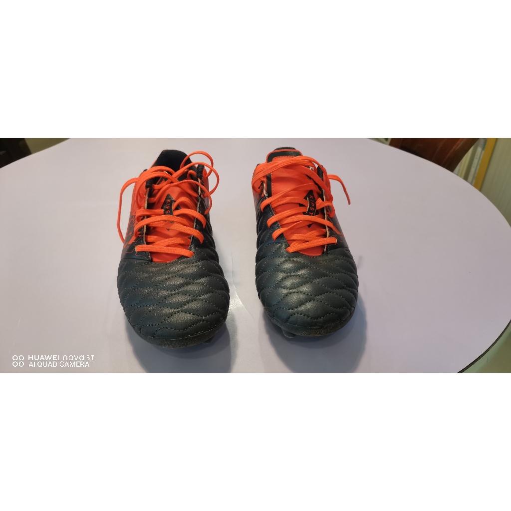 迪卡儂 DECATHLON 少年足球鞋系列 KIPSTA 足球鞋 橘紅色