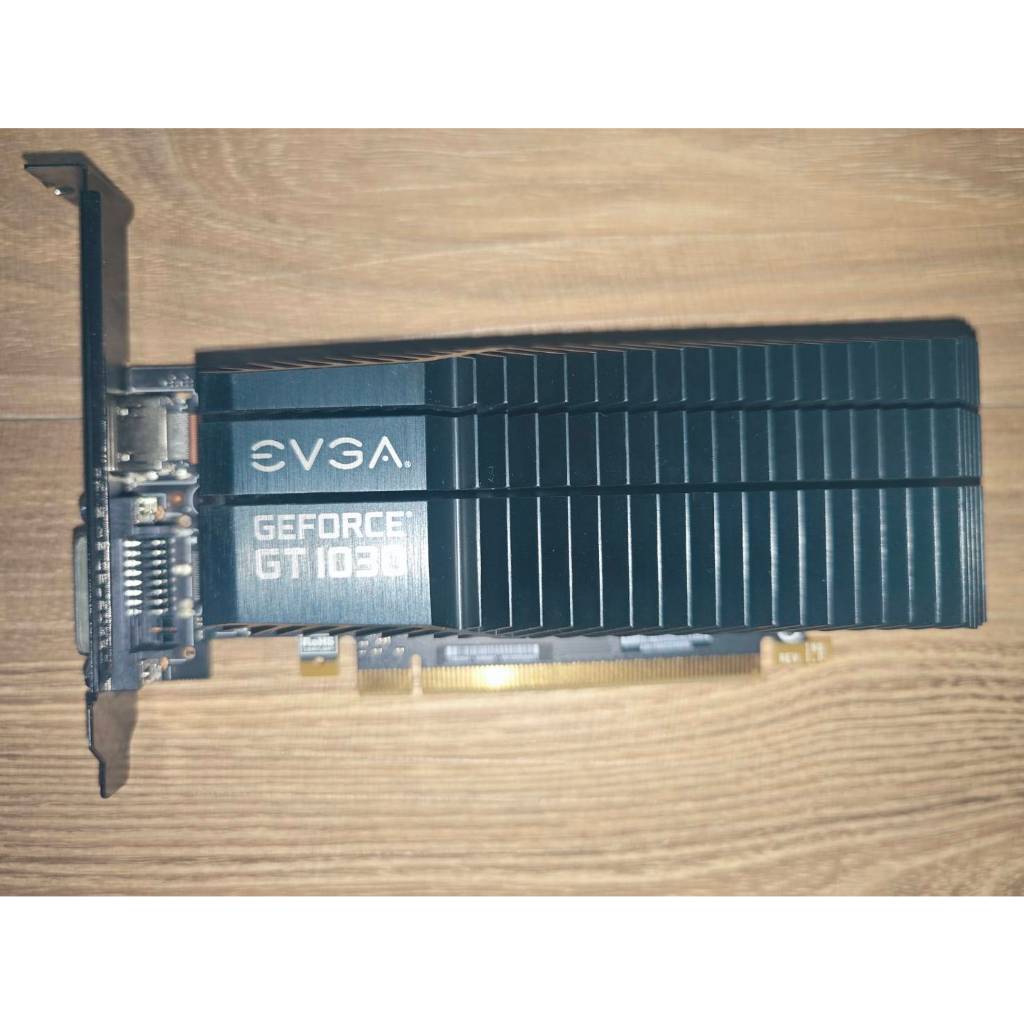 EVGA GT1030 *免外接供電