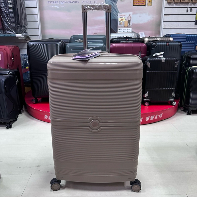 新品上市NUPORT 行李箱 PP材質耐刮、耐重 旅行箱TSA密碼鎖、飛機輪、防爆拉鍊（28吋大箱）可加大空間（奶茶色）