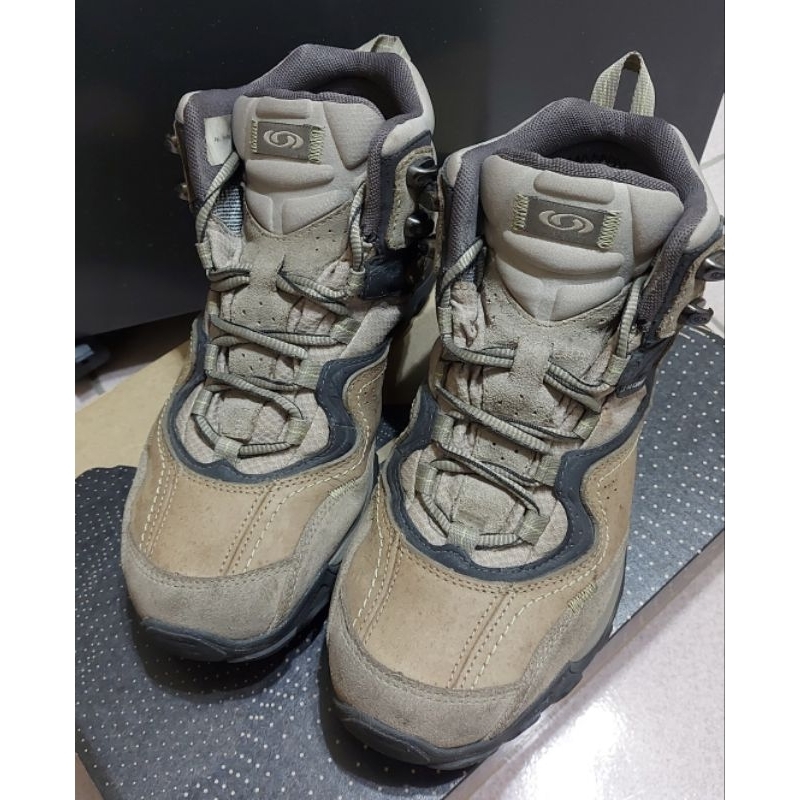 Salomon女用登山鞋 UK6號