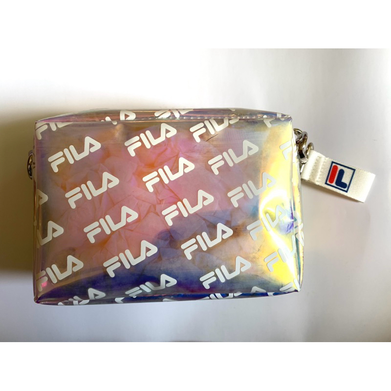 FILA#FILA炫彩側背包#滿版LOGO#全新正品#降價割愛讓出