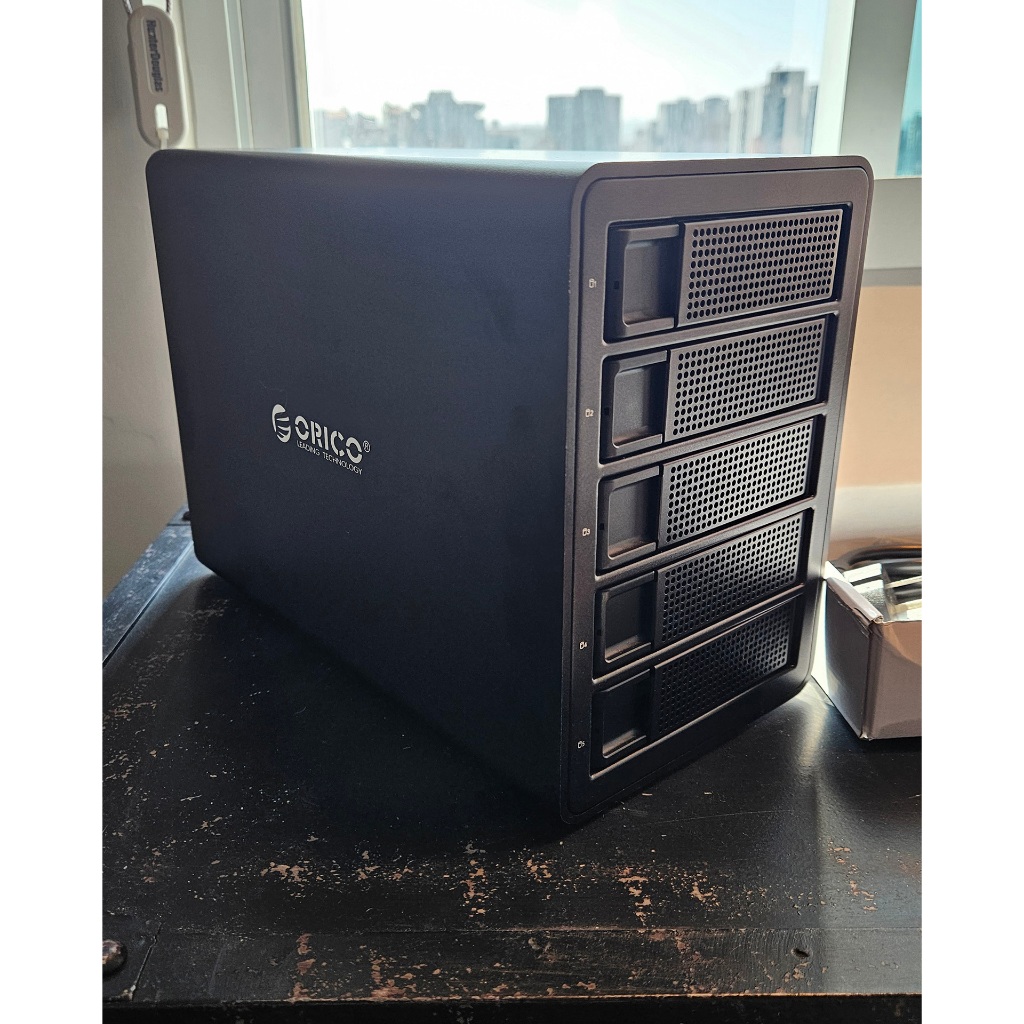 ORICO 35系列 2.5 3.5吋硬碟櫃陣列 raid 硬碟外接盒 SATA串口 3559RU3 二手全新無使用痕跡