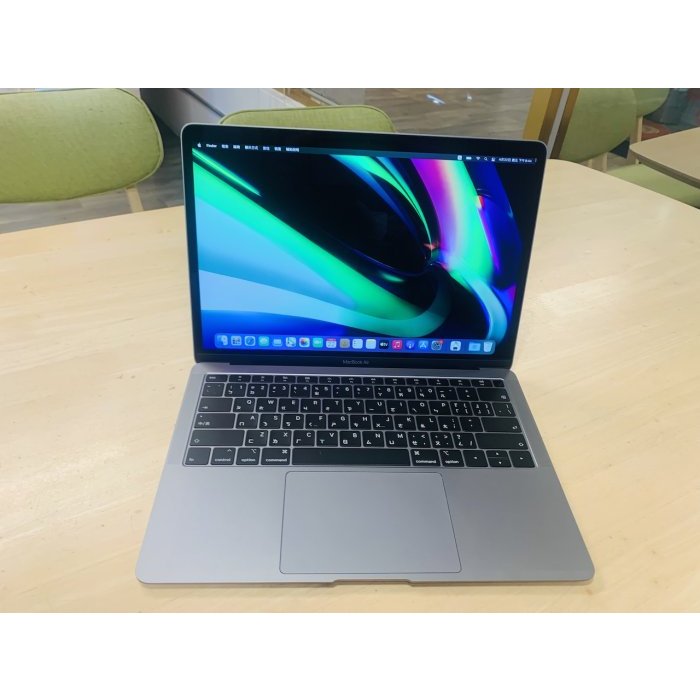 台中 2020年 MacBook Air 13吋 i5 8G 512G 灰色 太空灰 蘋果電腦 206次 沒有盒裝