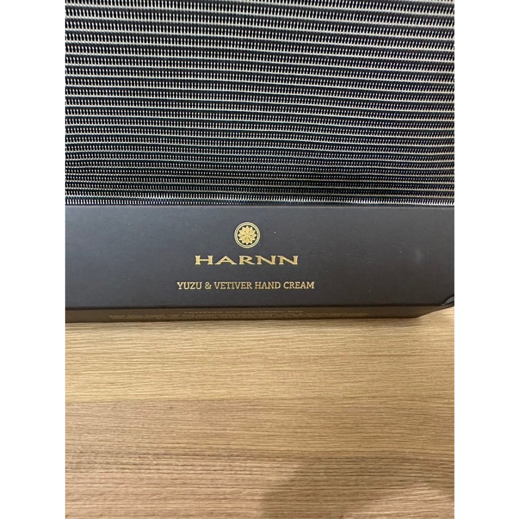 泰國 HARNN Yuzu &amp; Vetiver 袖子香根草系列 護手霜 50ml