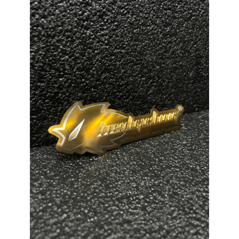 【刺蝟排氣管】刺蝟金鈦片 鈦合金logo貼 金色鈦牌鈦片