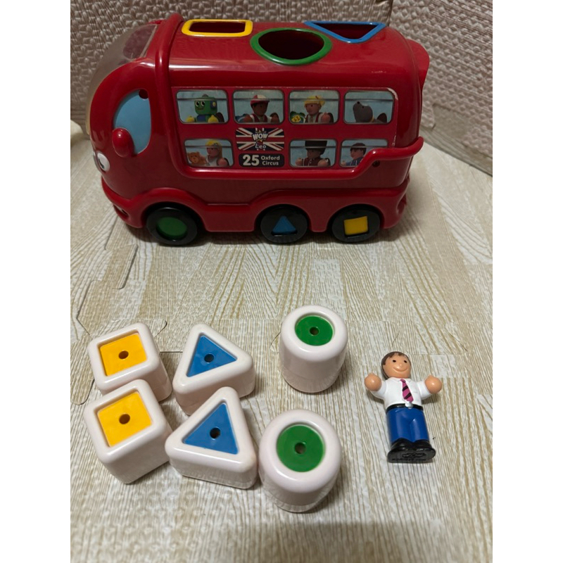 二手玩具 WOW Toys 巴士（配件如圖，螺絲有生鏽，按鈕卡卡，有污，有落漆）