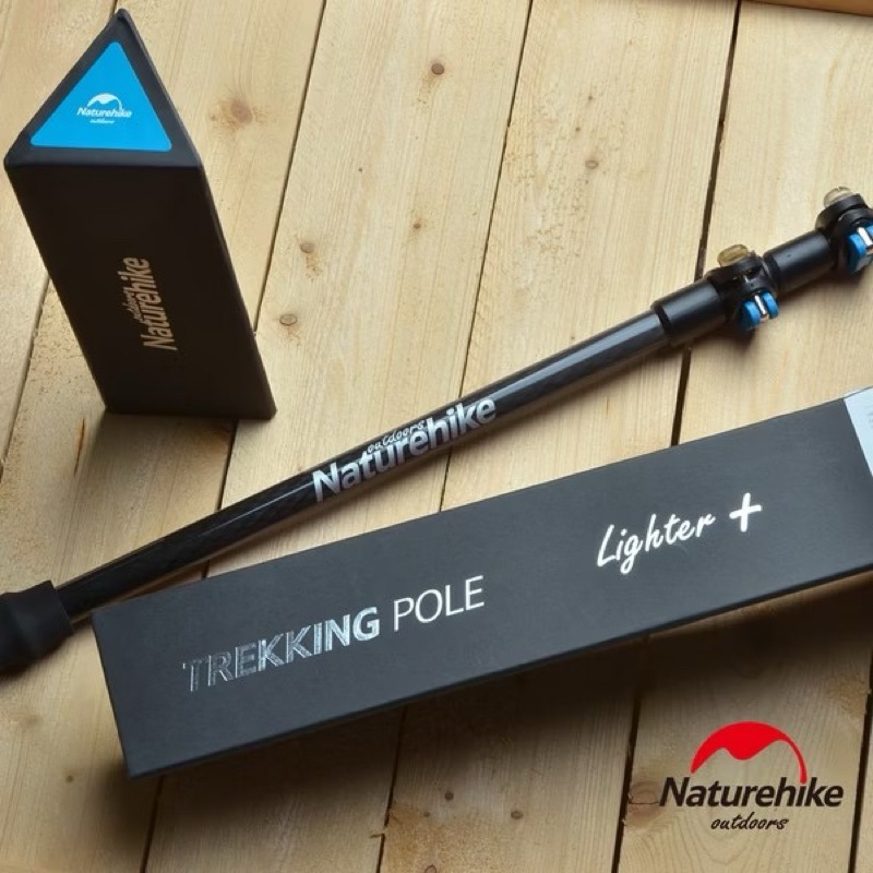 Naturehike ST10輕量便捷碳纖維三節外鎖登山杖 附杖尖保護套 120cm 海洋藍