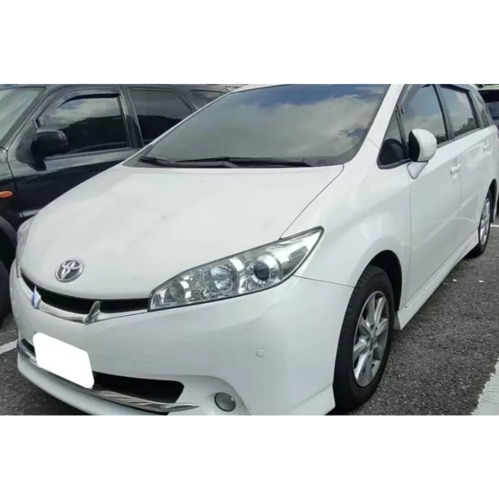 Toyota wish 2012款