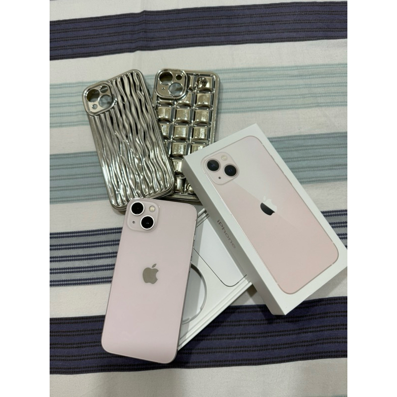 iPhone 13 手機粉色 送保護殼/防窺保護貼兩片