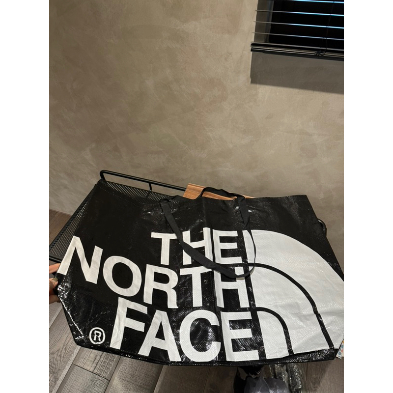 The North Face黑色防水大型購物袋 49*77*20公分 長短提把都有