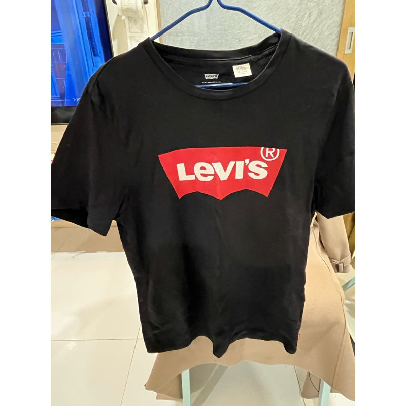 LEVIS’s 黑色短袖T恤