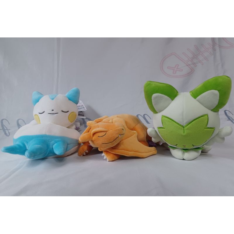 台灣寶可夢中心 絕版品 睡覺噴火龍娃娃 睡覺新葉喵娃娃 睡覺帕奇利茲娃娃 噴火龍 新葉喵 帕奇利茲 現貨 全新 正版