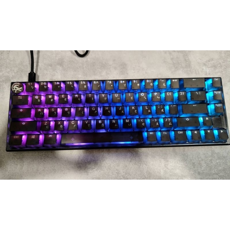 二手近全新 Ducky 創傑 One 3 SF Aura  65% (透黑 極光) 機械 鍵盤 青軸 RGB APEX