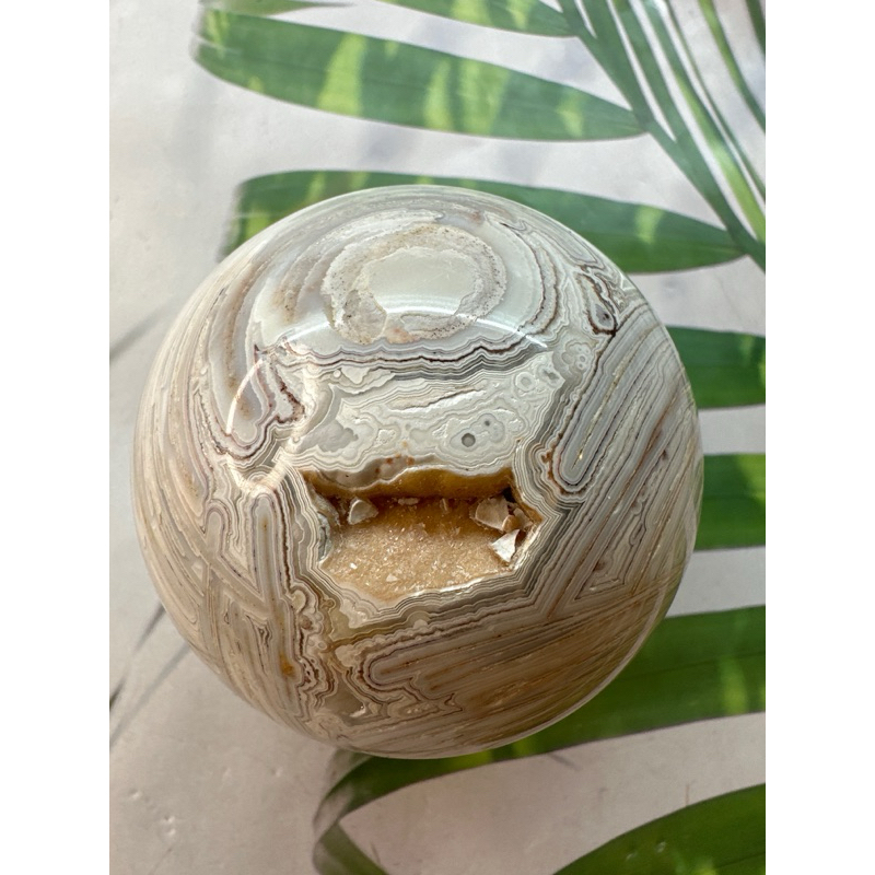 墨西哥白瑪瑙球（帶天然晶洞礦皮）【台灣現貨】