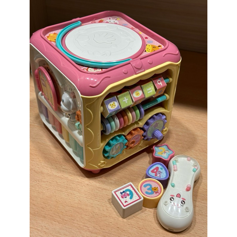 （二手、9成新）兒童益智多功能六面遊戲盒 音樂 聲光 歌謠 故事 繞珠 拍拍鼓 鋼琴 寶寶 玩具
