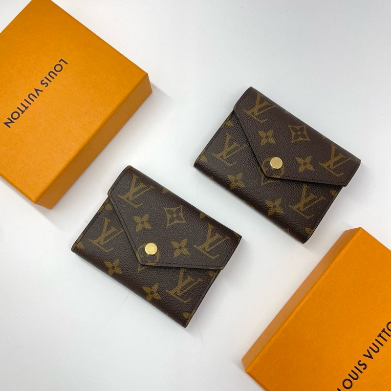 🐰現貨 Louis Vuitton 金豆三折短夾 棕色 粉色 短夾 三折皮夾 Lv