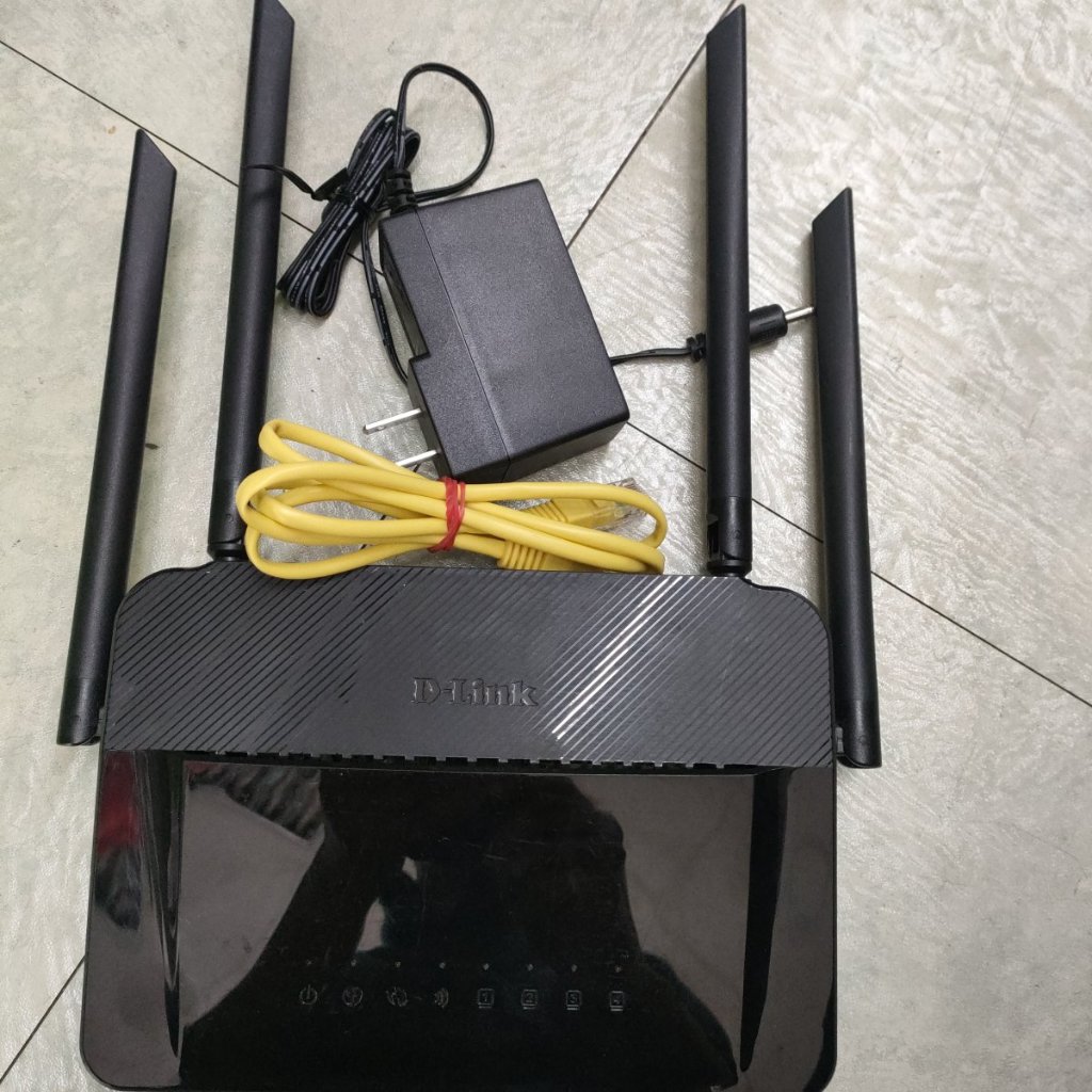 二手 D-Link 友訊 DIR-1210 AC1200 雙頻 無線路由器