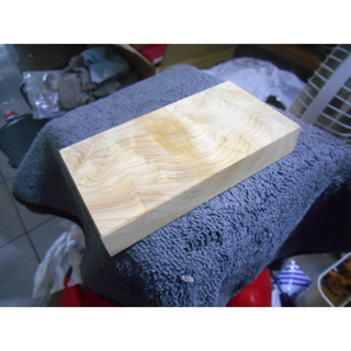 100%天然臺灣檜木檸檬香木板13X7X2公分無拼接可聞香閃花重油味道濃鬱特價出清請先詢問庫存有時沒在店先連絡以免白跑