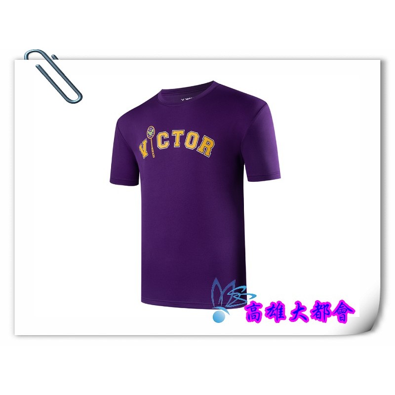 【大都會】2024~春夏【T-2403 J】勝利 弧形 VICTOR T-Shirt (中性款)$880~