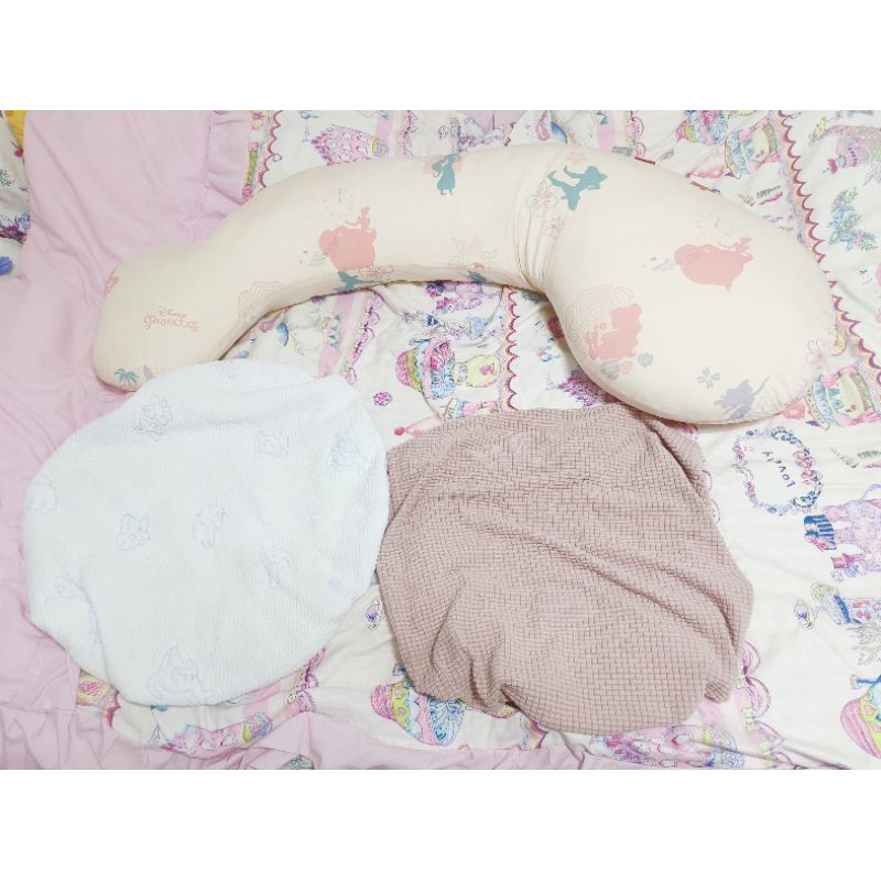 Hugsie月亮枕+涼感款迪士尼公主枕套 +秀秀枕套（藍色）