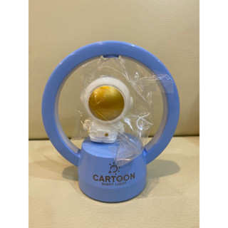 懸浮太空人擺件月球小夜燈 USB充電懸浮燈 交換禮物燈 懸浮小夜燈 太空人 恐龍 白光 黃光 可調三段式燈光