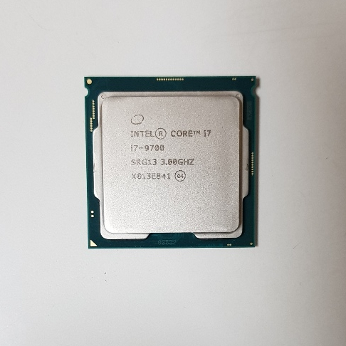 intel Core i7 9700 1151腳位 8核心 九代 CPU 附銅芯散熱風扇 功能正常