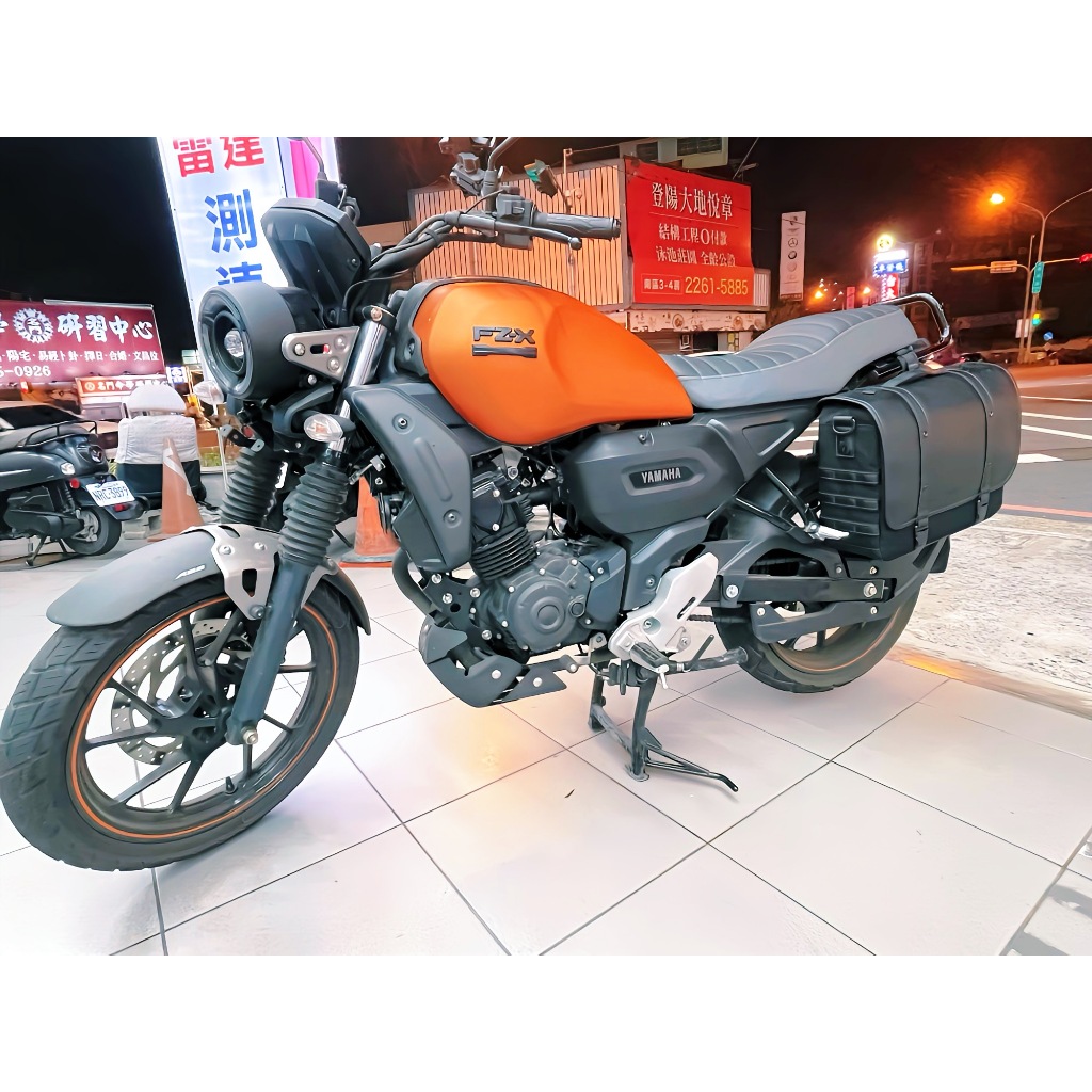 Yamaha fzx 機車改裝配件 專用復古包 德國 furchtlos 富合樂斯 馬鞍包 側邊包 附防雨罩 快拆設計