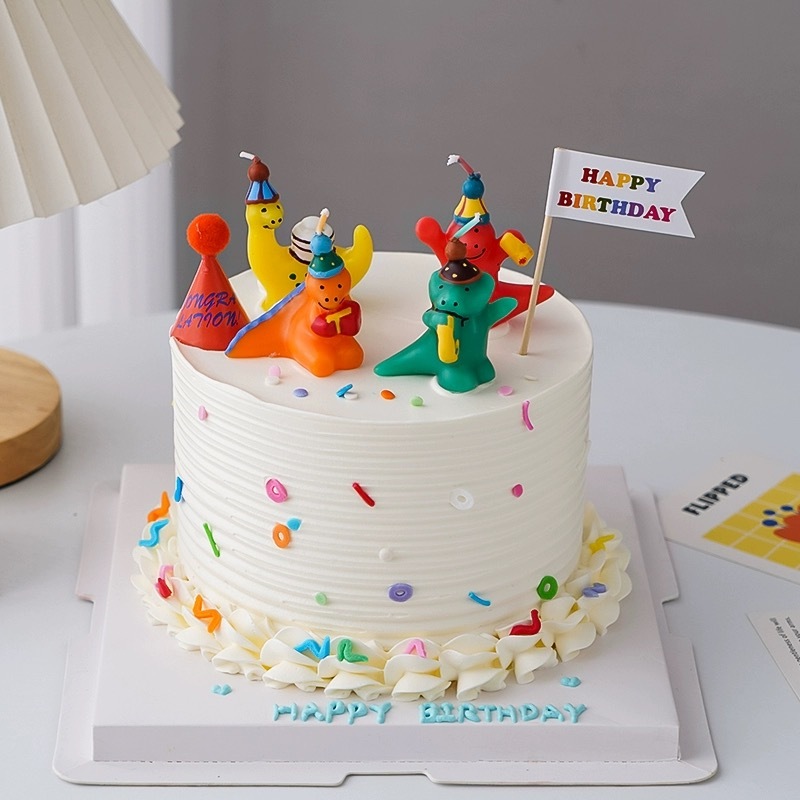 french butter. 彩色小恐龍蠟燭 生日蛋糕蠟燭 韓系蠟燭 派對佈置 蛋糕裝飾