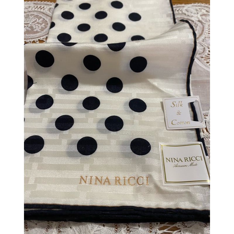 日本手帕 擦手巾 絲綿手帕  Nina ricci  no.72-5  57cm 可當領巾