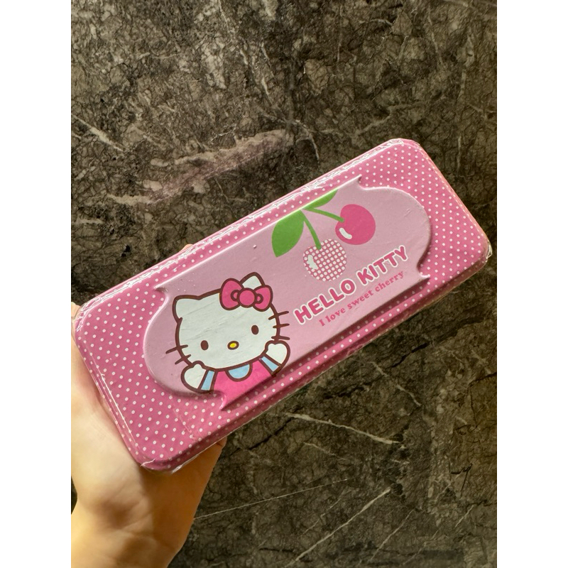 Hello Kitty 凱蒂貓💕三層看書架鐵筆盒 兒童最愛用鐵鉛筆盒