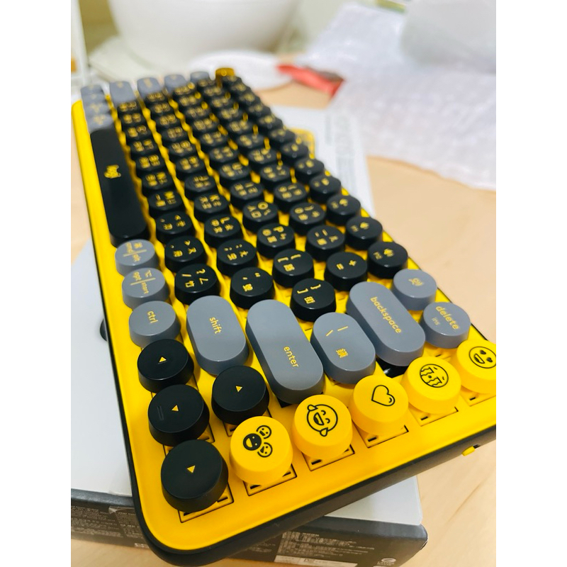 二手鍵盤 Logitech 羅技 POP Keys 無線機械式鍵盤 茶軸 酷玩黃 九成新