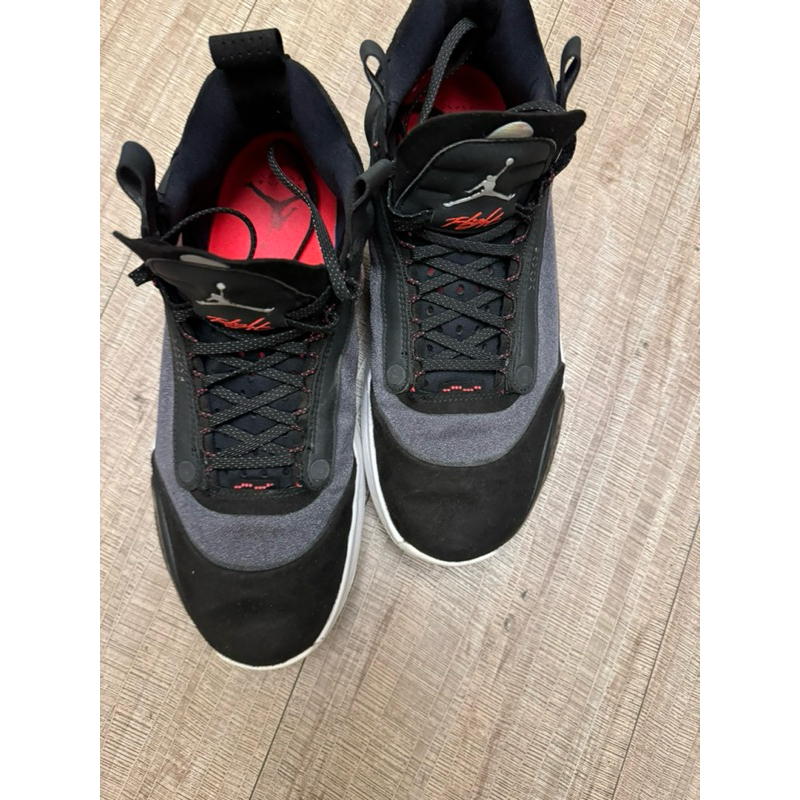 jordan34 low us10.5二手無鞋盒 雙北面交 下標前請先問問