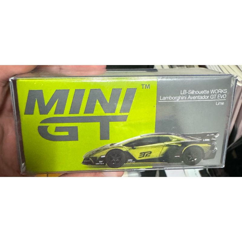 全新未拆封寄出附贈膠盒 左駕1/64 MINI GT #605 LB WORKS Lamborghini GT evo