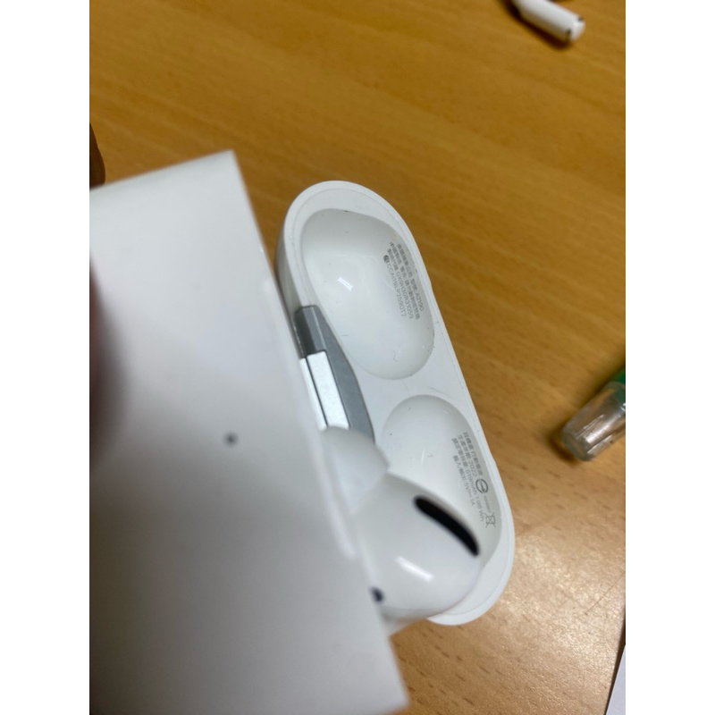 AirPods Pro2代充電盒 右耳