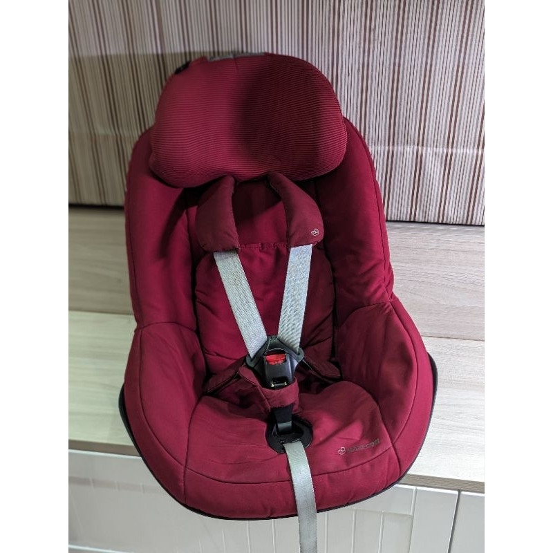 MAXI-COSI Pearl  (ISOFIX) 智慧型汽座底座+安全座椅 （兒童汽座） 簡易安裝,無須安全帶固定