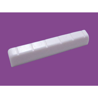 韓國 吉他零件大廠製造 古典吉他 塑膠 上弦枕 長 52mm 寬(厚) 6mm 最高 9.1mm 白色【樂器零件王】