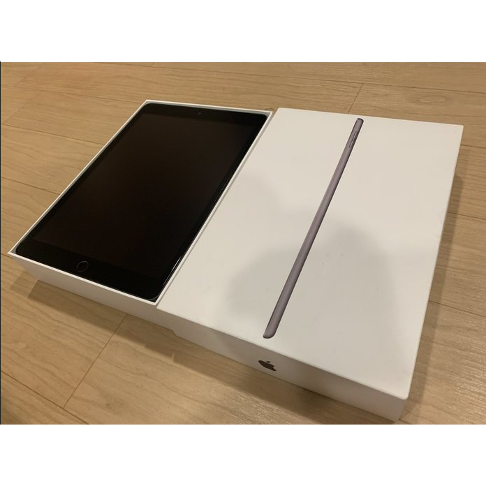 極新  iPad 6 iPad6 iPad 2018 32G 太空灰黑 wifi版 外觀機況都很新 追劇、遊戲都好用