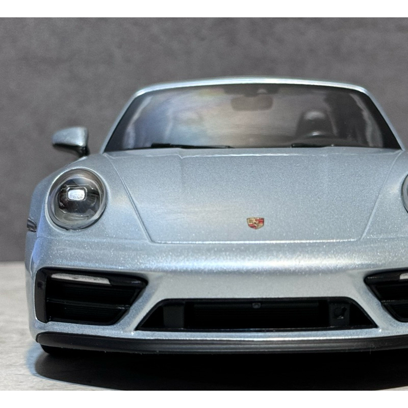 【Minichamps】1/18 Porsche 保時捷 911 Targa 4 GTS 1:18 模型車
