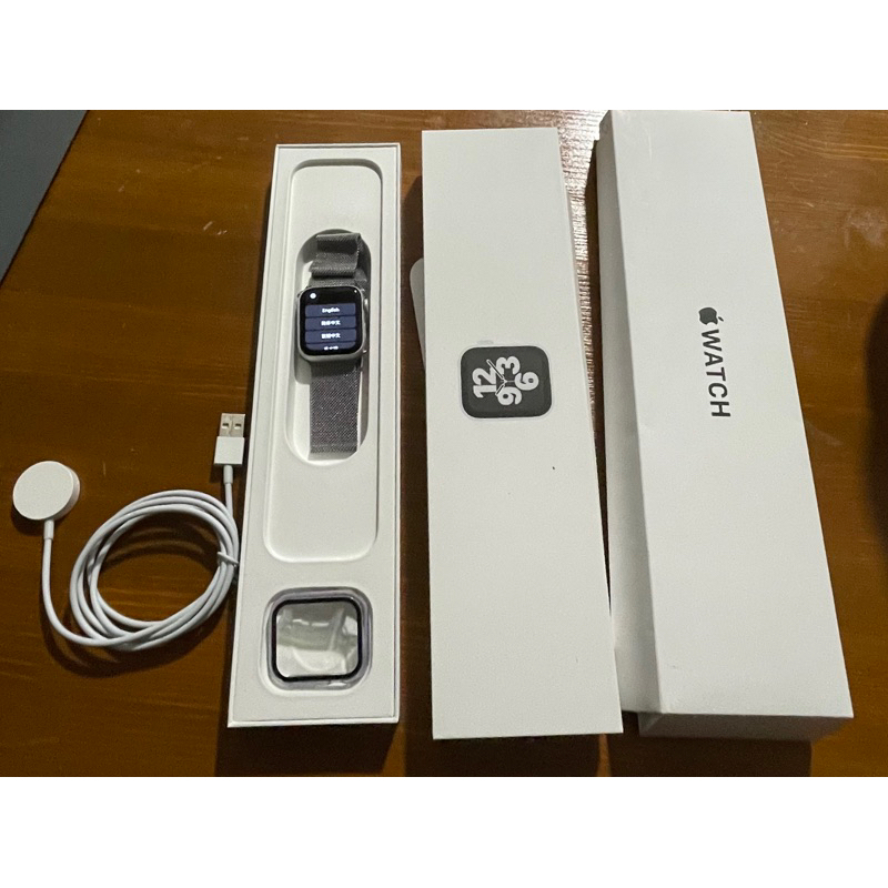 Apple Watch SE 第一代（GPS)40mm蘋果手錶