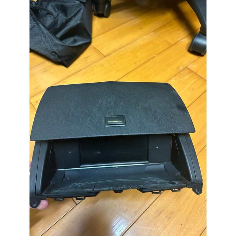 W204 原廠 小螢幕